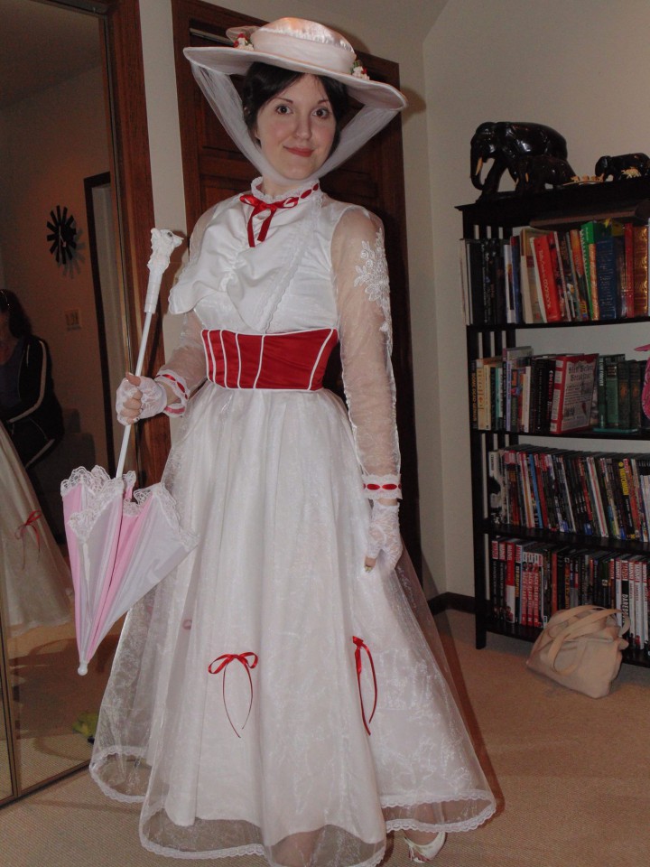 mary-poppins-halloween-costume-720x960
