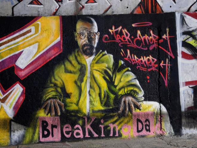 breaking-bad-street-art-7-L