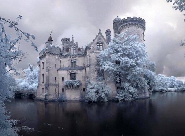 Chateau-paysage-enneigé