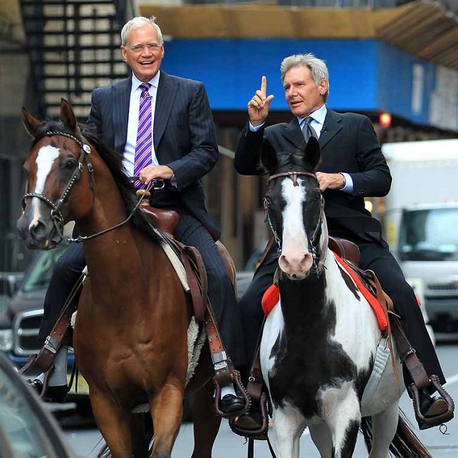 David-Letterman-et-Harrison-Ford-sur-des-chevaux