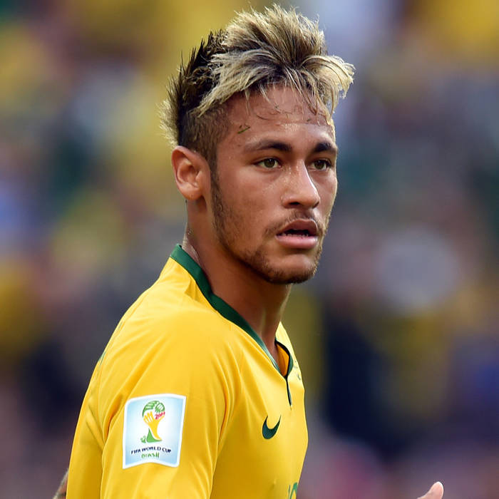 Neymar-reflet-doré