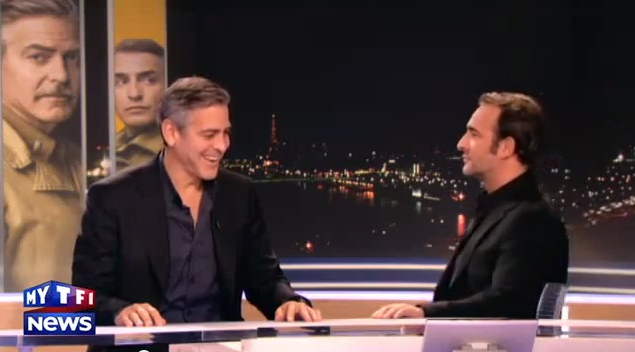 Jean Dujardin et Georges Clooney s’amusent pendant le JT de TF1…