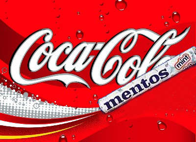 Plonger dans du Coca-Cola habillé d’une combinaison en Mentos !