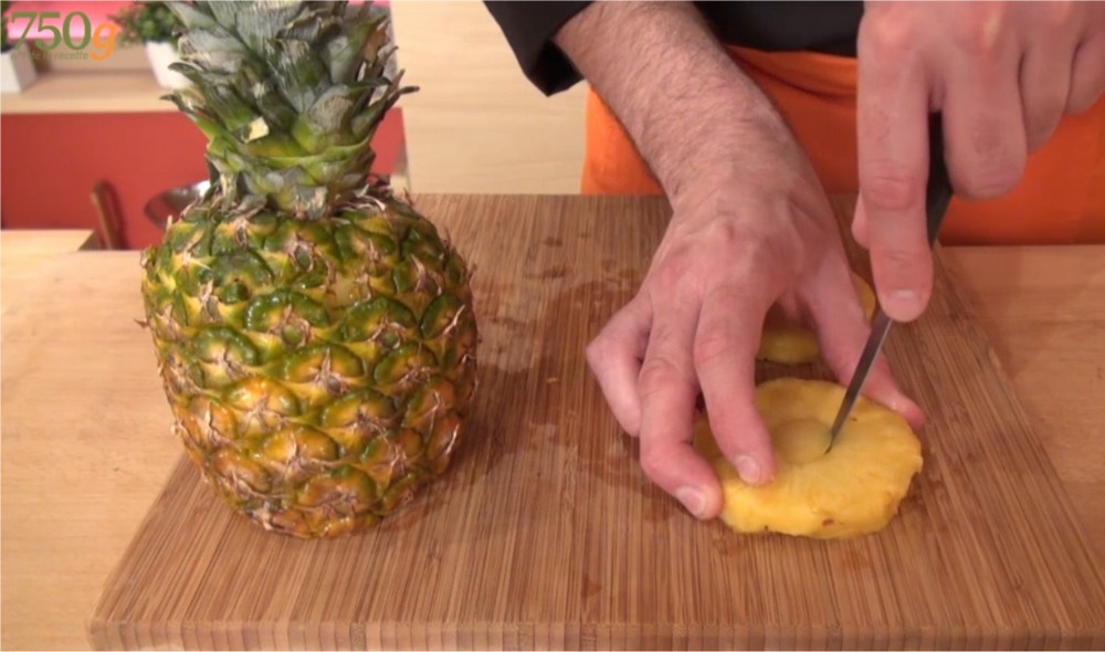 Découper un ananas…