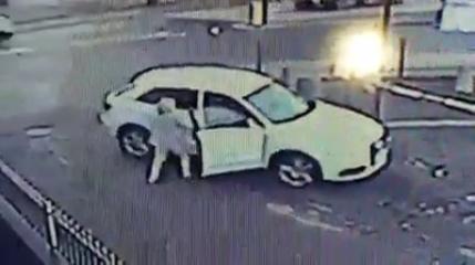Voleur de voiture VS une femme…