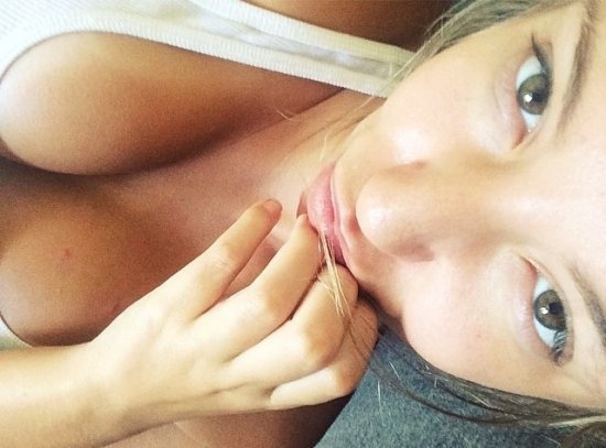 Top 20 des selfies de décolletés plongeants !