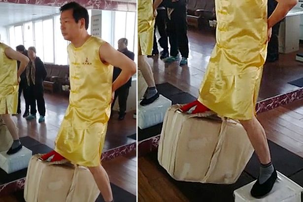 Exploit : soulever 80 kg avec ses testicules