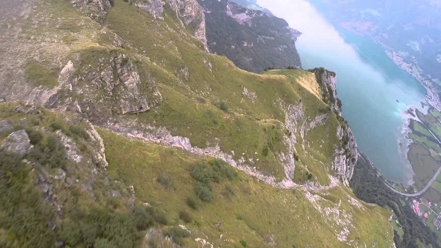 Séance de wingsuit impressionnante