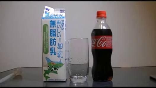 Expérience : Coca Cola avec du Lait