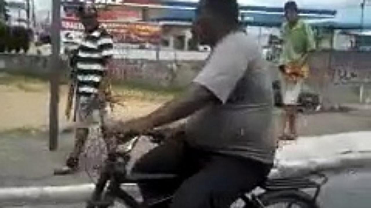 Comment transporter une bouteille de gaz à vélo ?