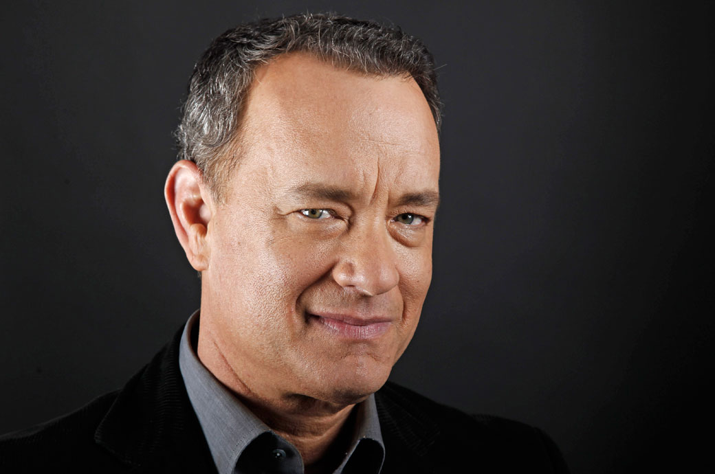 Tom Hanks rejoue le moments cultes de tout ses films en 8 min