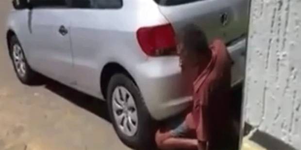 La mécanophilie : Prendre son pied, en violant une porsche !!! WTF!!
