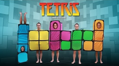 Rémi Gaillard en mode Tetris