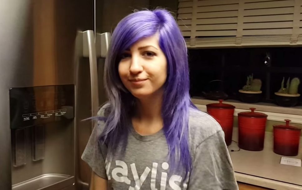 Mais de quelle couleur sont ses cheveux ?
