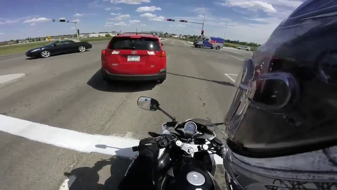 Conduire à 15 ans c’est dangereux…