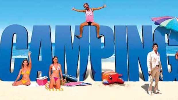 Franck Dubosc entouré de nudistes pour Camping 3 !