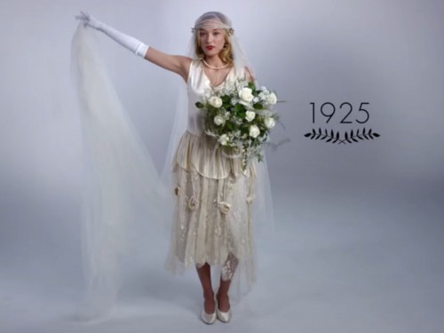 100 ans de robes de mariées en 3 minutes