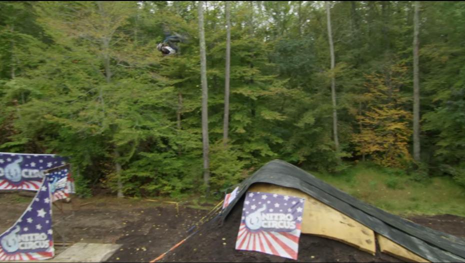 Nouveau record en BMX avec un Triple frontflip