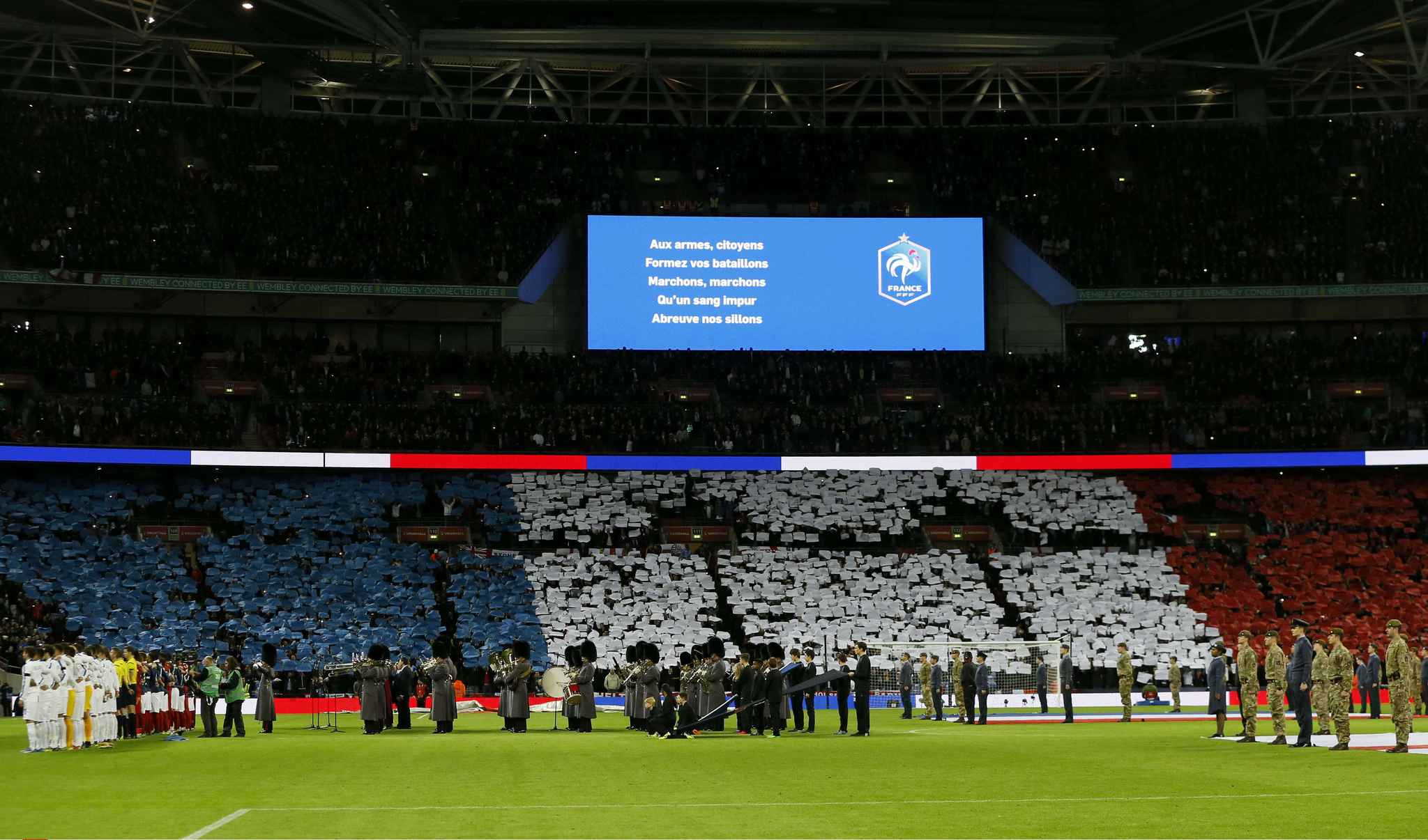 La Marseillaise chantée par tout le stade de Wembley