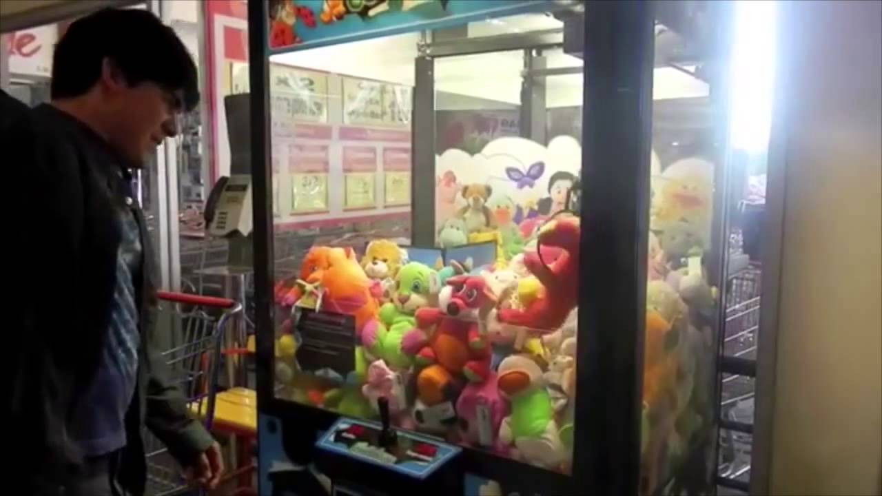 Voilà la raison pour laquelle vous ne gagnez pas aux machines à pinces des fêtes foraines