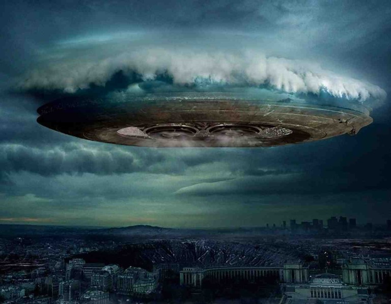 Compilation vidéo : Ovnis UFOs part/2