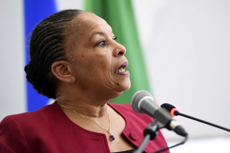 Christiane Taubira démissionne du gouvernement !!