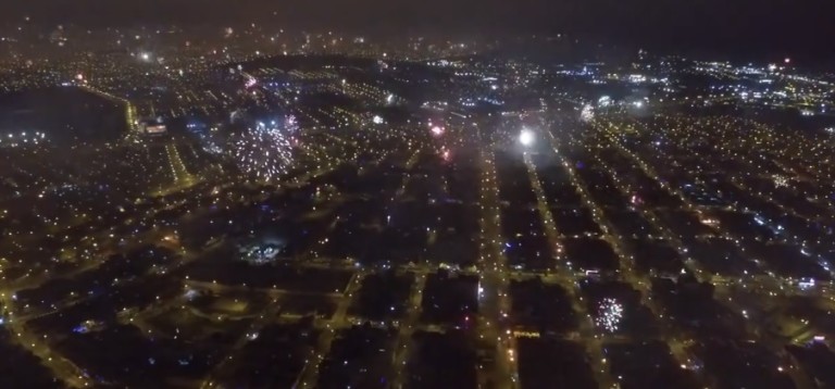 Spectaculaire feux d’artifice du Nouvel An au Pérou