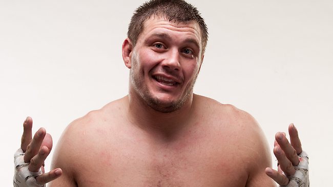 L’énorme hématome à l’oeil d’un combattant américain de MMA…