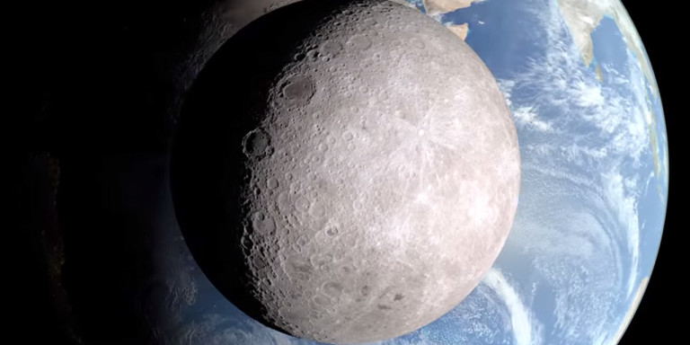 Reportage : Les faces cachées de la lune