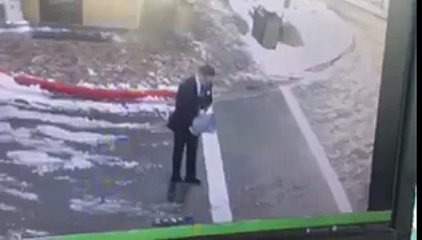 Quand régis verse du sel sur du verglas…