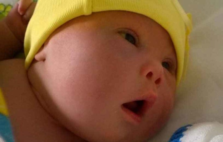 Un bébé vraiment très très vulgaire…