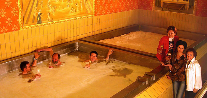 Prendre un bain dans une piscine de bière, c’est possible !!