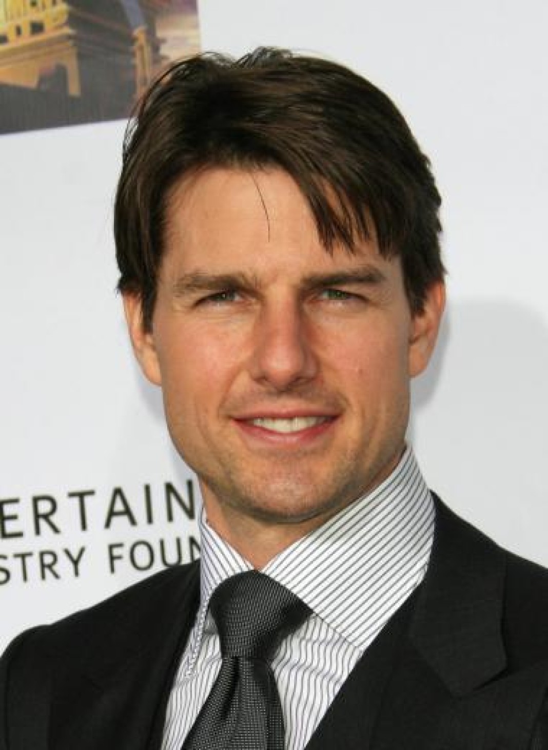 Tom & Jerry Streaming Tom Cruise méconnaissable, boursoufflé par la chirurgie ? - Breakforbuzz