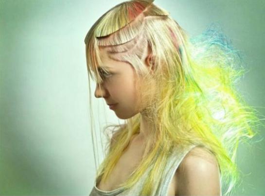 La pire coupe de cheveux du monde en vidéo !!