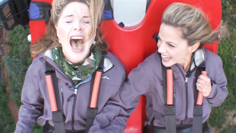 Découvrez Terror-Dactyl, l&rsquo;attraction la plus puissante du monde !!