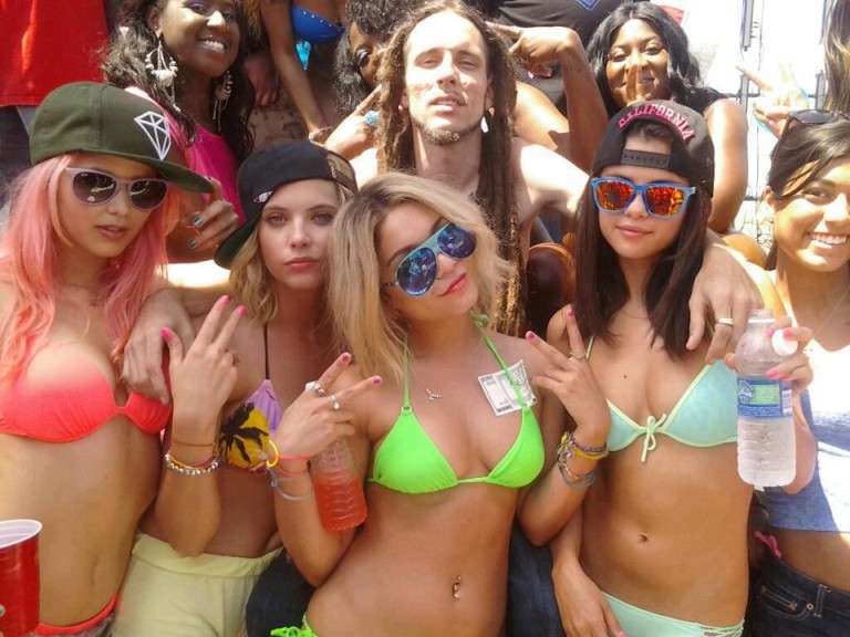 Des étudiantes filment leurs Spring Break 2016