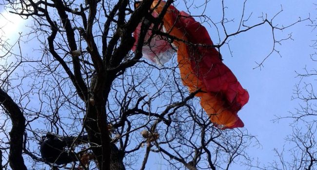 Atterrissage très très difficile en parapente