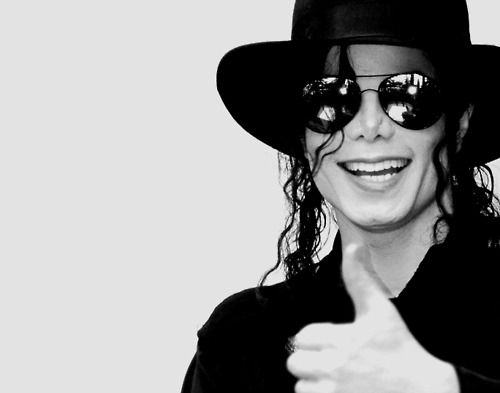 La très bonne idée d’un enfant pour danser comme Michael Jackson