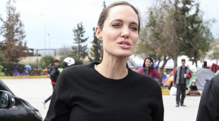 Angelina Jolie ne pèserait plus que 35 kilos, les photos inquiétantes