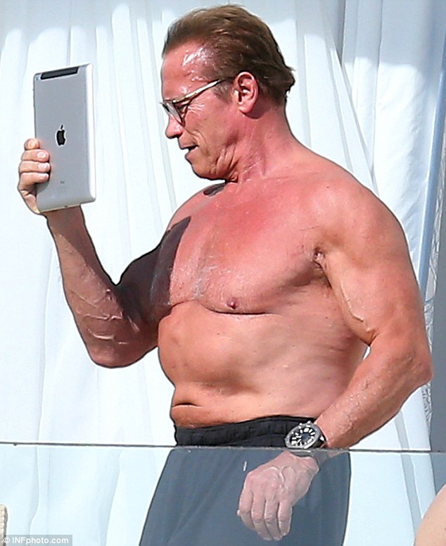 Se faire réveiller par Arnold Schwarzenegger, ça donne ça !