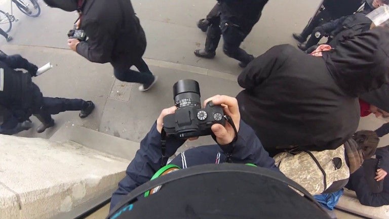 Matraque facile lors de manifestation à Paris