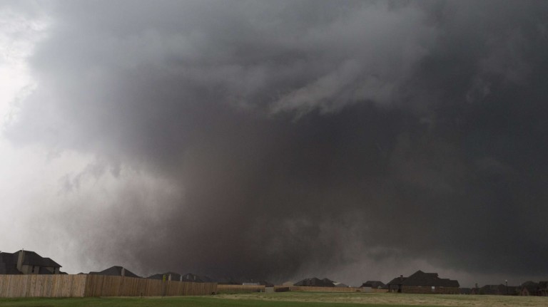 Une violente tornade détruit une ville dans l’Etat de Washington