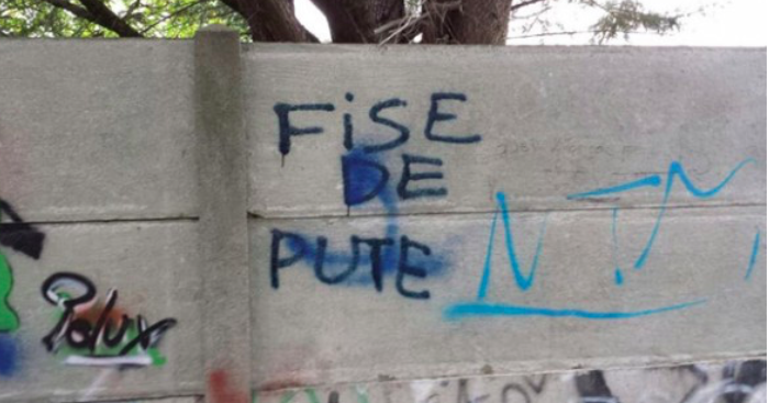 Quand tu décides d’être anarchiste, mais que tu sais pas écrire…