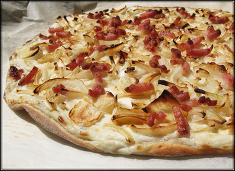 Recette de la Tarte Flambée – flammekueche en Alsacien