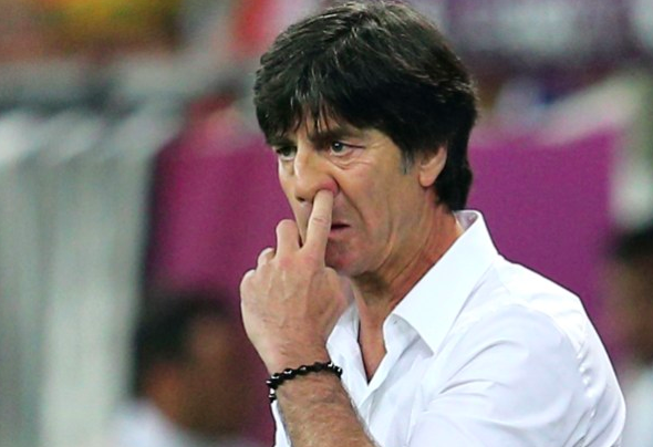 Joachim Löw incorrigible sent son aisselle