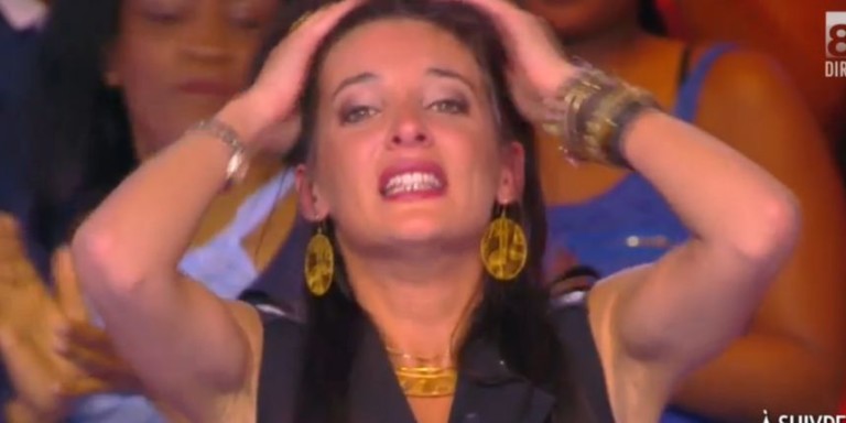 Erika Moulet, émue, avant sa dernière dans TPMP