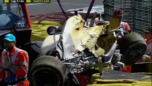 La vidéo du terrible accident de Magnussen au GP de Belgique
