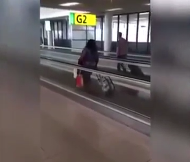 Cette femme ne sait toujours pas comment marche un tapis roulant