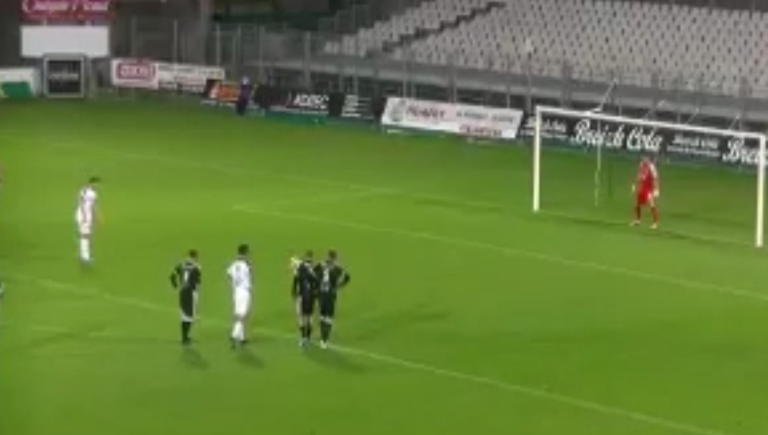 Triple parade du gardien de Vannes