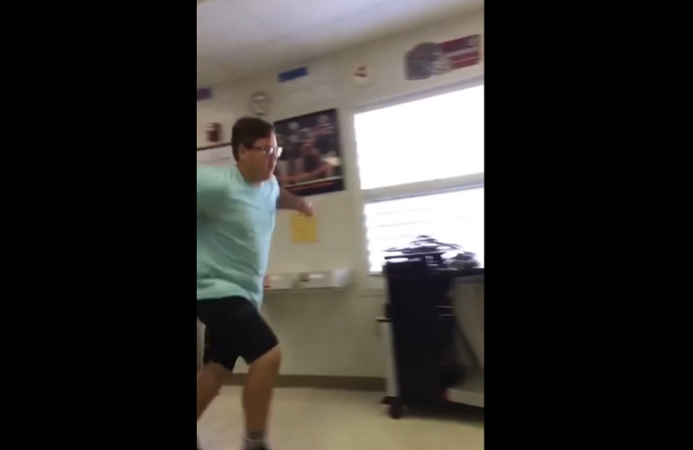 Un élève saute au-dessus d’une poubelle en classe et c’est le drame…